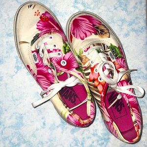 Hawaiian hibiscus print vans
